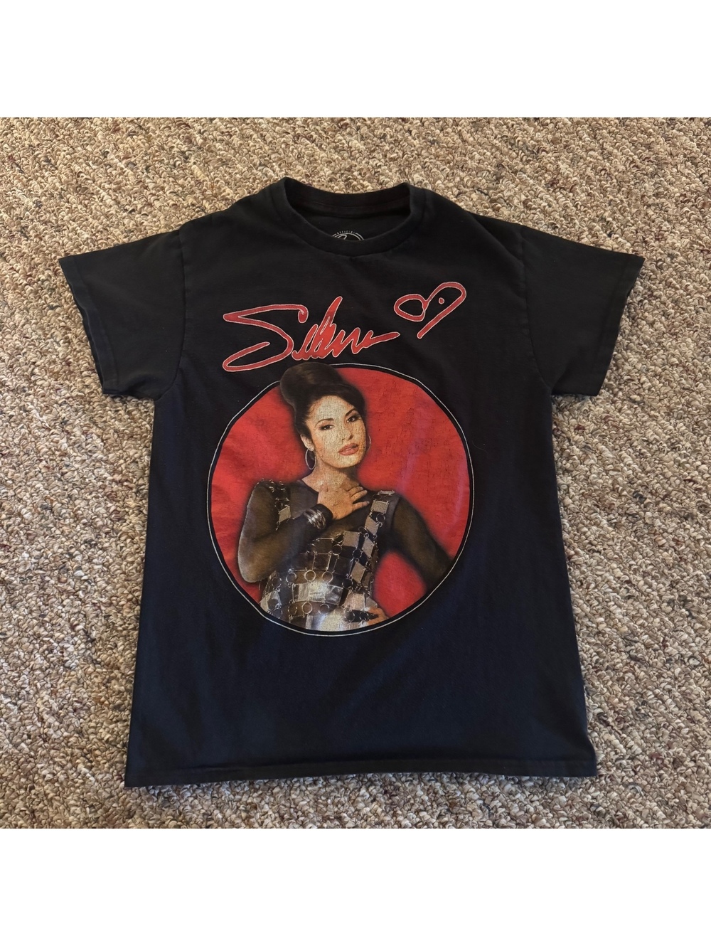 Selena Official Merchandise Short Sleeve Graphic T-Shirt Size Small Black